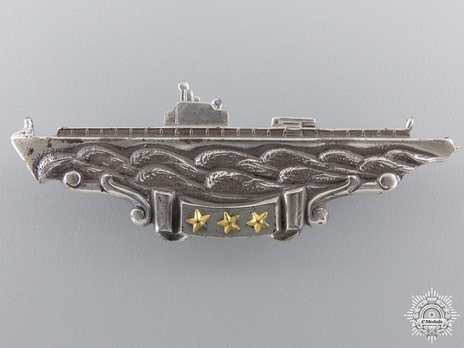 Badge (with sterling silver) Obverse