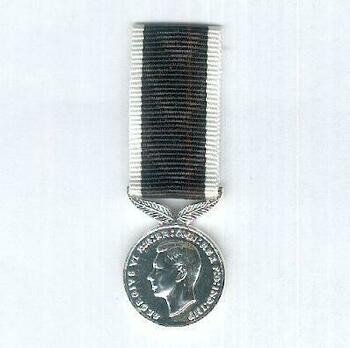 Miniature Silver Medal Obverse