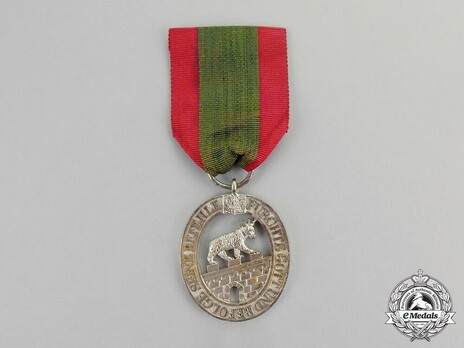 Order of Albert the Bear, II Class Knight (in silver) Obverse