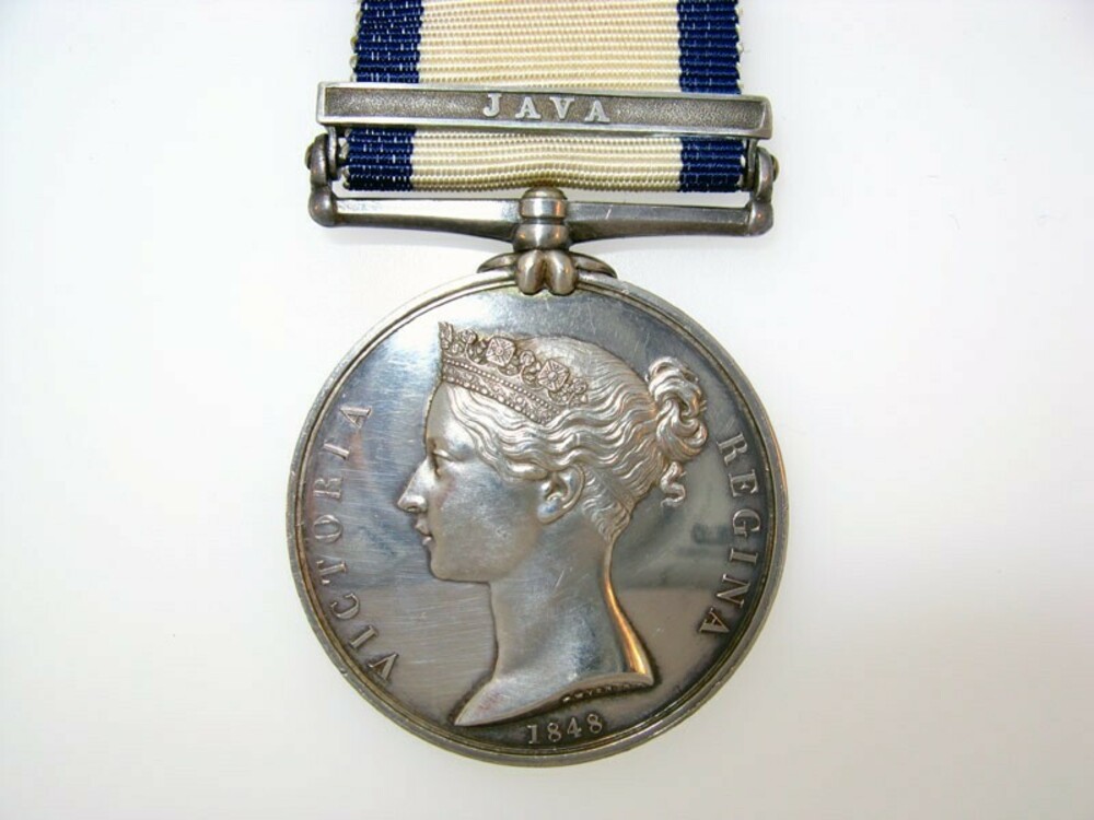 Silver medal with java clasp obverse1