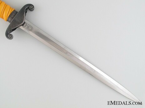 German Army ASSO-made Officer’s Dagger Reverse Blade Detail