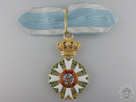 Merit Order of the Bavarian Crown, Commander (in gold) Obverse