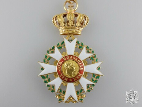 Merit Order of the Bavarian Crown, Commander (in gold) Reverse