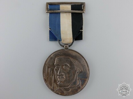 Silver Medal Obverse