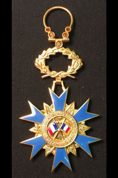 National Order of Merit, Officer (with brilliants) Reverse