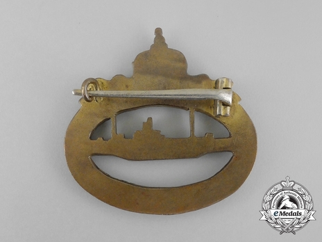 Submarine War Badge, by P. Meybauer (unmarked) Reverse