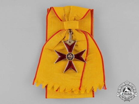 Order of the Griffin, Civil Division, Grand Cross Obverse