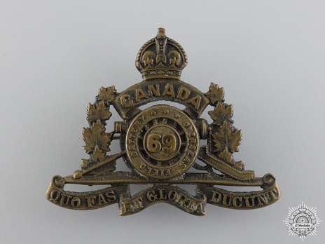 69th Overseas Field Battery Collar Badge Obverse