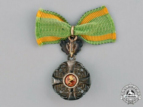 II Class Knight Miniature (with oak leaves) Reverse