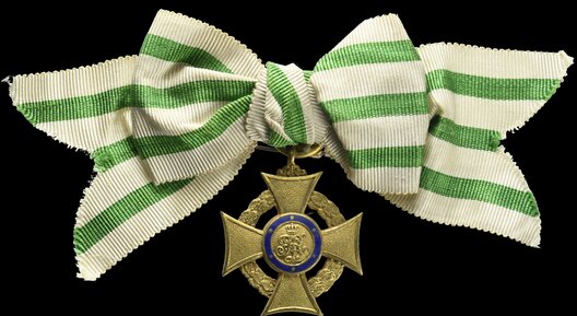 Nursing Cross (1914/1918 version) Obverse