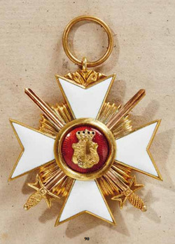 Princely Honour Cross, Military Division, II Class Cross (in gold) Obverse