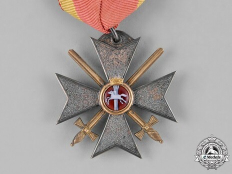 Dukely Order of Henry the Lion, IV Class Cross with Swords Obverse