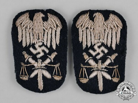 Kriegsmarine Officials' High Career Judicial Insignia Obverse