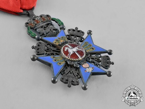 II Class Knight's Cross Obverse