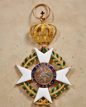 Order of Military Merit of Charles Frederick, Grand Cross (in gold) Obverse