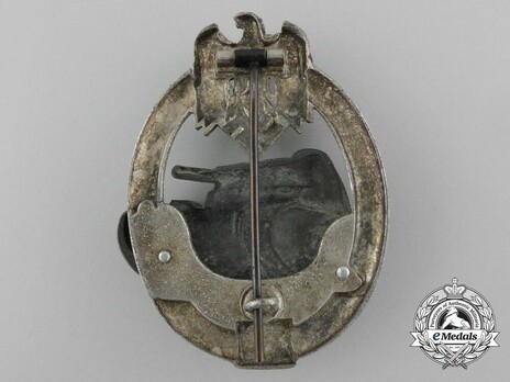 Panzer Assault Badge, "50", in Silver (by Juncker) Reverse