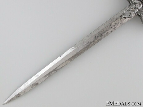 Luftwaffe Ernst Pack & Söhne-made 2nd pattern Dagger Obverse Blade Detail