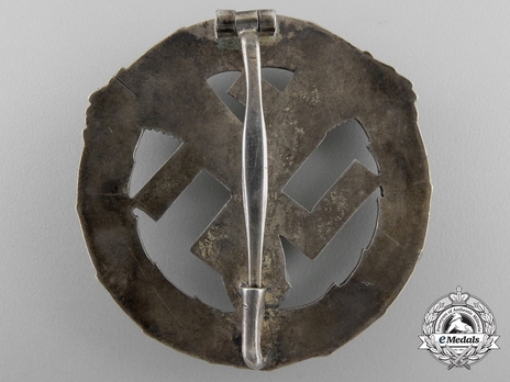 German Motor Sports Badge, in Silver Reverse