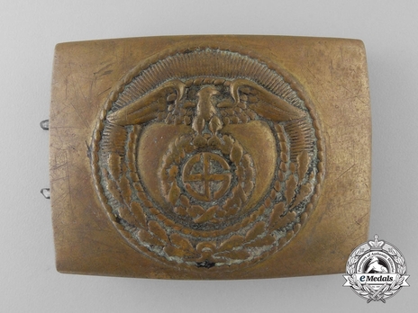 SA Enlisted Ranks Belt Buckle (with sunwheel swastika) (brass & RZM marked version) Obverse