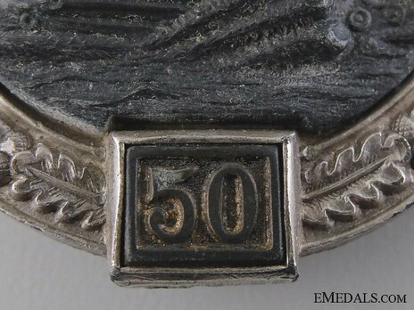 Panzer Assault Badge, "50", in Silver (by J. Feix) Detail