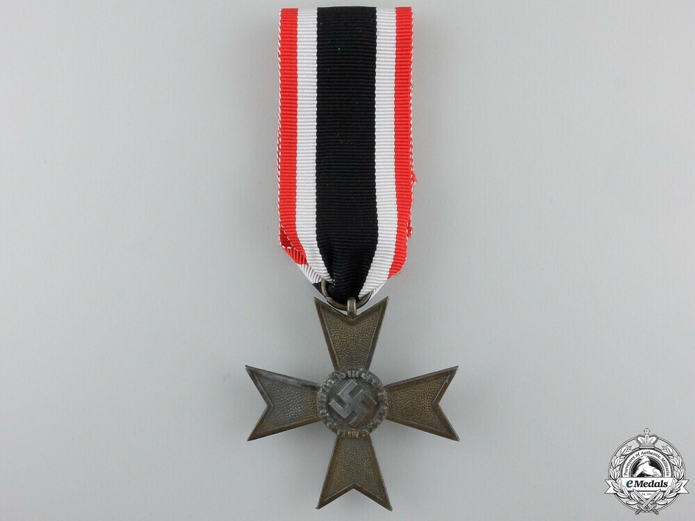 A war merit cros 55ae6339212ca