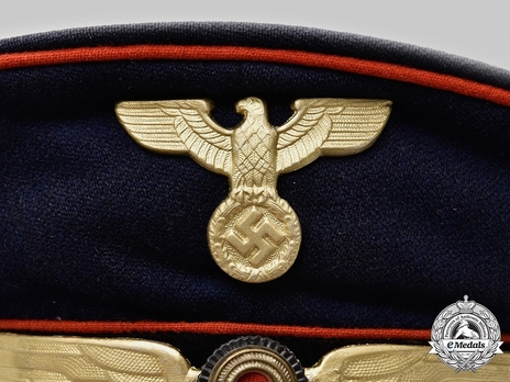 Reichsbahn 1941 Pattern Pay Group 7a-11 Visor Cap Eagle Detail