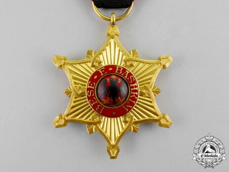 Order of the Black Eagle, Officer's Cross Obverse