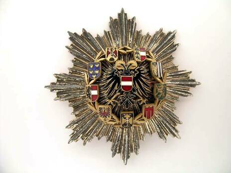 I Class Grand Cross Breast Star with Eagle (by Anton Reitterer) Obverse