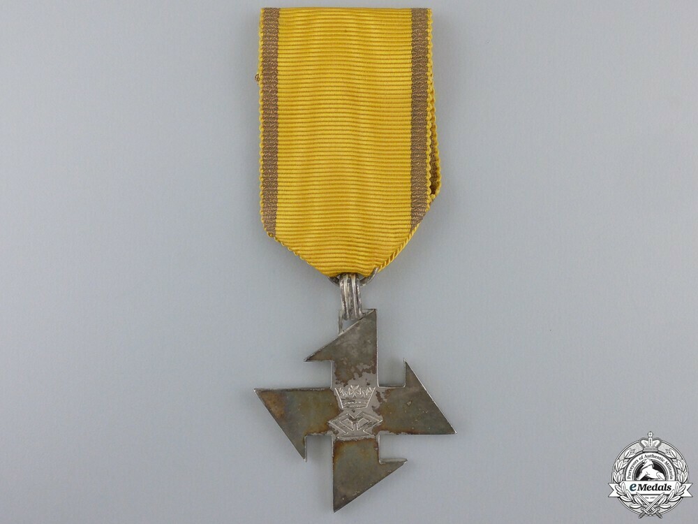 Ii class cross silver obverse 1