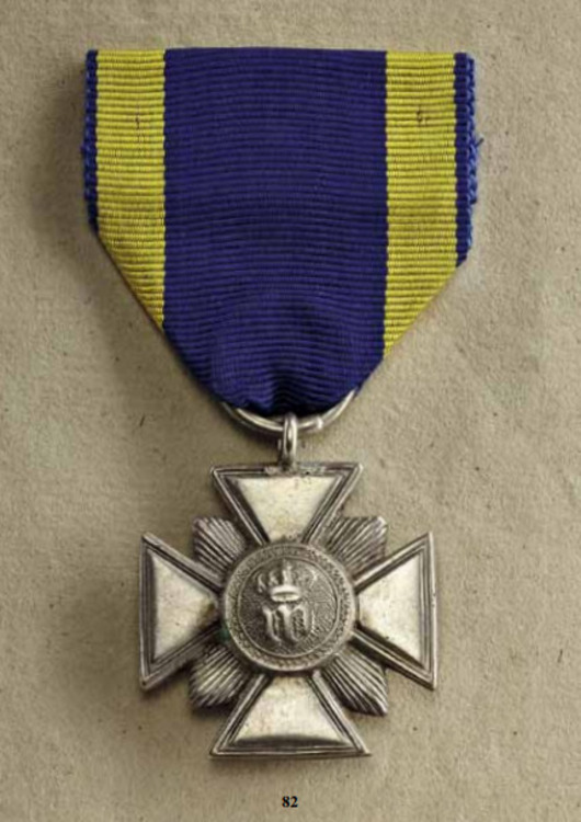 Long+service+cross+for+ncos+and+enlisted+men%2c+25+years%2c+silver%2c+obv+