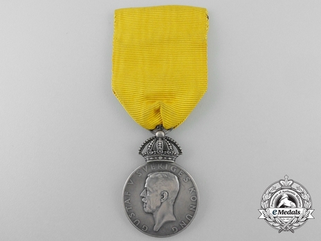 Silver Medal Obverse