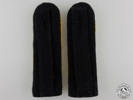 Waffen-SS Cavalry/Reconnaissance Untersturmführer Shoulder Boards Reverse