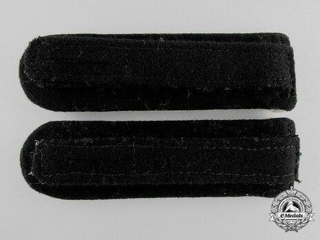 Waffen-SS Infantry Untersturmführer Shoulder Boards Reverse