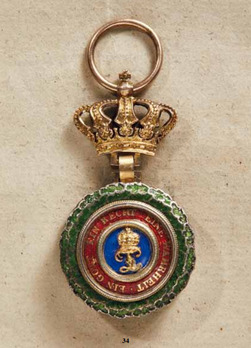 House Order of Duke Peter Friedrich Ludwig, Grand Cross Capitular Decoration