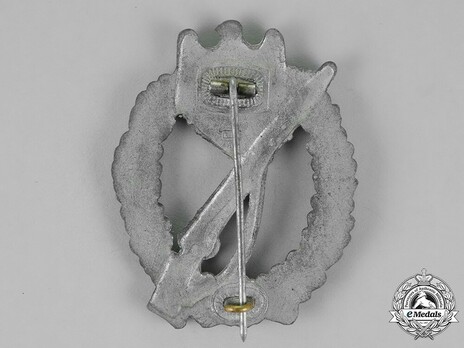 Infantry Assault Badge, by Hymmen (in silver) Reverse