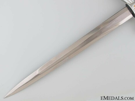 Luftwaffe Tiger-made 1st pattern Dagger Reverse Blade Detail