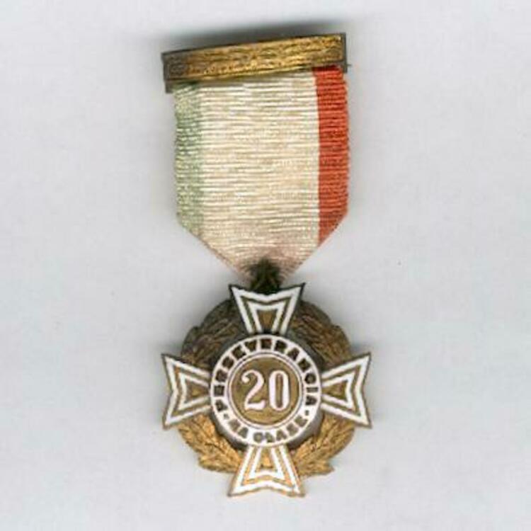 Iv+class+cross+obverse01