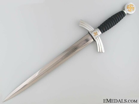 Luftwaffe Tiger-made 1st pattern Dagger Reverse