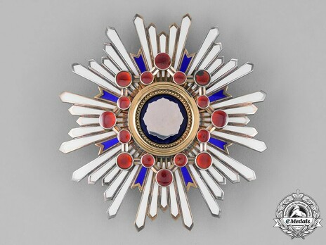 Order of the Sacred Treasure, I Class Breast Star Obverse
