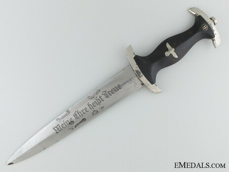 Allgemeine SS M33 RZM Marked Service Dagger (by Weyersberg, Kirschbaum & Cie) Obverse