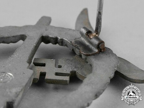 Luftwaffe Flak Badge, by E. F. Wiedmann Detail