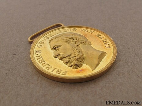 Civil Merit Medal in Gold, Small, Type VI (1882-1908) Obverse