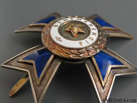 Commander Breast Star Obverse