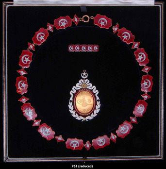 Order of the House of Osman, Collar