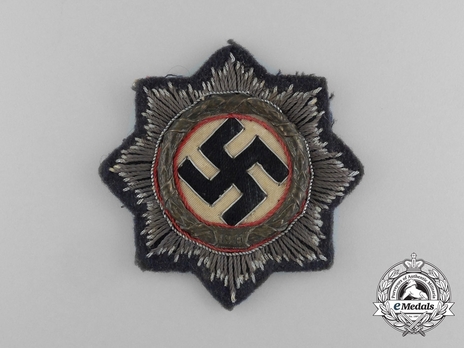 German Cross, in Gold, in Cloth (Luftwaffe/Air Force) Obverse