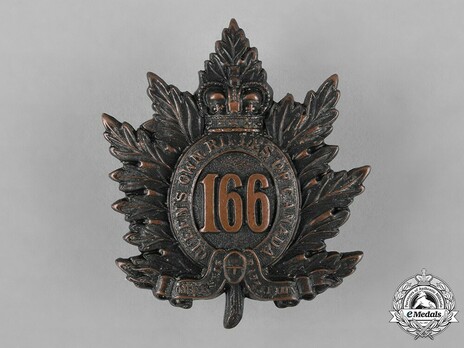 166th Infantry Battalion Other Ranks Cap Badge Obverse