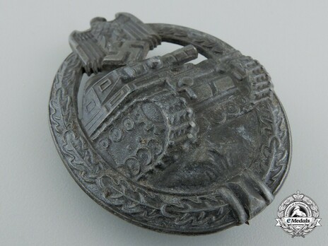 Panzer Assault Badge, in Silver, by Unknown Maker: Seven Wheels Obverse