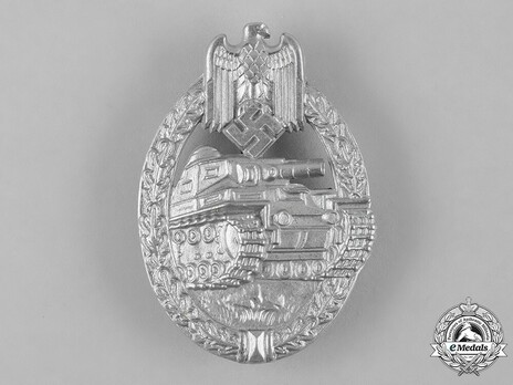 Panzer Assault Badge, in Silver, by E. F. Wiedmann (in tombac) Obverse