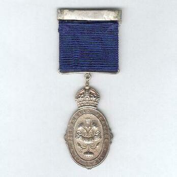 II Class Medal (solid, 1910-1936) Reverse