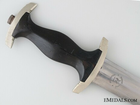 Allgemeine SS M33 Early Pre-RZM Mark Service Dagger (by Robert Klaas) Reverse Grip Detail